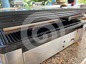 Grill for frying meat, fish, vegetables, electric grill for cooking healthy food without oil