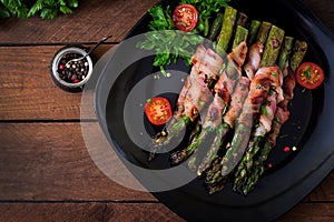 Grilled asparagus wrapped with bacon