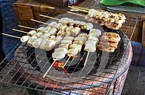 Grilled bananas using charcoal stove