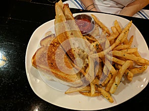 Grilled cheese sandwhich