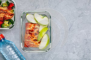 Grilled chicken meal prep containers with rice, broccoli and tomatoes and dessert pie with green apple