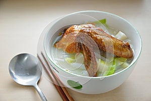 Grilled chicken wing Noodle