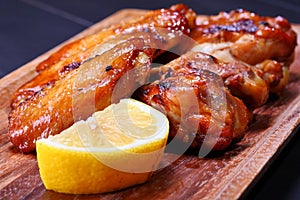 Grilled chicken wings