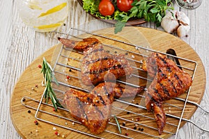 Grilled chicken wings