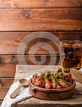 Grilled chicken wings with beer