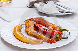 Grilled chilly peppers