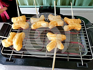 Grilled Deep-Fried Dough Stick (Patongko)