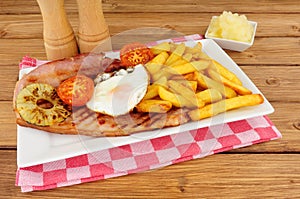 Gammon Egg And Chips Meal