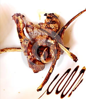 Grilled lamb chops meal