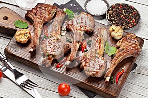 Grilled lamb ribs