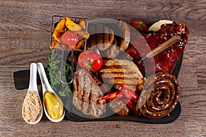 Grilled meat mix plate