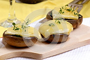 Grilled mushroom with cheese