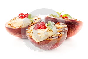 Grilled peaches dessert