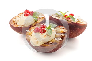 Grilled peaches dessert