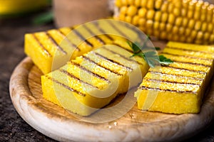 Grilled polenta