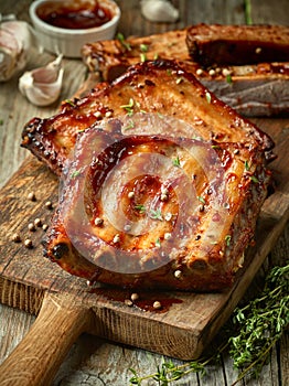 Grilled pork ribs