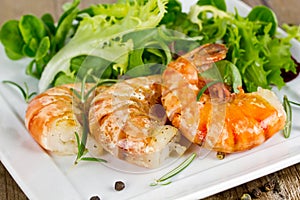 Grilled prawns photo