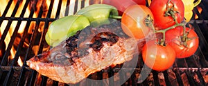 Grilled Ribs with Bell Pepper and tomato