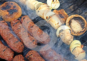 Grilled Romanian meat rolls