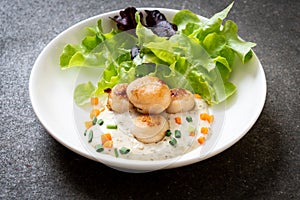 grilled scallops shell