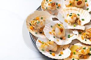 grilled scallops shell with butter