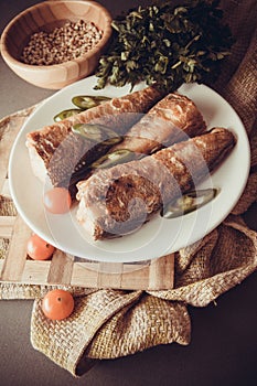 Grilled shad with tomato