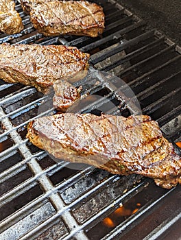 grilled steak medium rare for family dinner