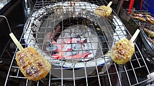 Grilled sticky rice with egg