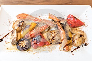 Grilled taraba japanese king crab