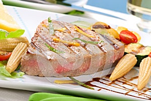 Grilled tuna steak