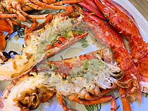 Grilled whole lobster with garlic and butter