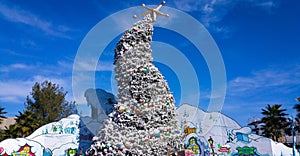 Grinchmas Tree at Universal Studios