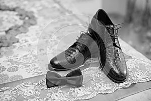 Groom bow with shoes, black shoes, groom shoes, weddingday shoes photo