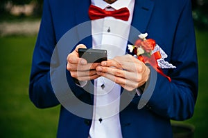 Groom Used Smartfon