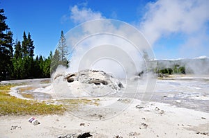 Grotto Geyser