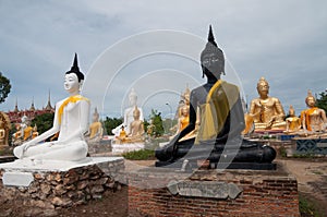 Group of Buddha image