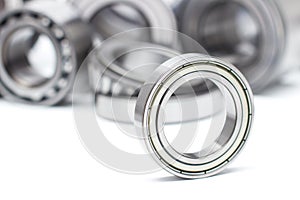 Group cars bearings and rollers