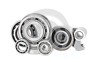 Group cars bearings and rollers (automobile components) for the