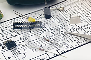 Group of electronic components