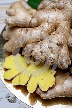 Fresh gember roots used for cooking and medicine