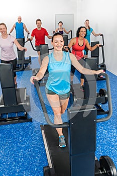 Group gym class walk treadmill running deck