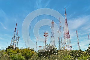 Group of telecommunication antennas