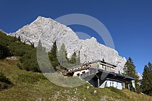 GroÃŸer Buchstein & Buchsteinhaus, Ennstaler Alpen, Steiermark, Austria