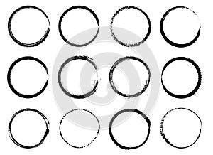 Grunge circle frames. Black ink brush round shapes, circular distress textured borders. Hand drawn grungy paint stroke
