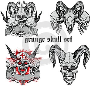 Grunge skull coat of arms skull set