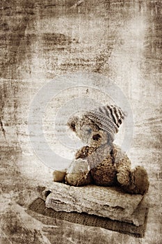 Grunge teddy bear.