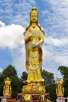 Guan yin statue photo
