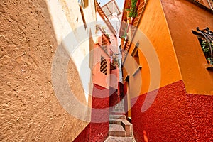 Guanajuato, famous Alley of the Kiss Callejon del Beso photo