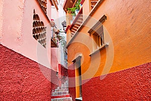 Guanajuato, famous Alley of the Kiss Callejon del Beso photo