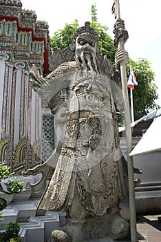 Guardian statue, Wat Pho, Bangkok, Thailand, Asia
